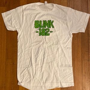 Blink 182 t-shirt